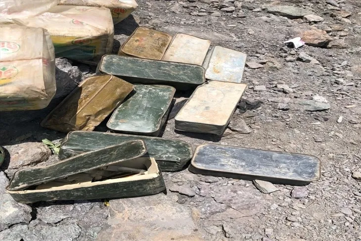 Pençe Harekâtı'nda çok sayıda yaÅam malzemesi ve mühimmat ele geçirildi