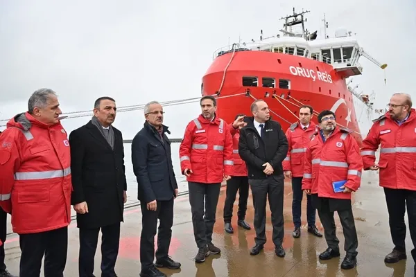 turkiye-dogal-gaz-ussu-haline-geldi-filyosta-27-milyon-metrekup-uretim-hedef-her-gecen-gun-buyuyor-1706518961654.jpg Türkiye doğal gaz üssü haline geldi! Filyos'ta 2,7 milyon metreküp üretim! Hedef her geçen gün büyüyor... - 4