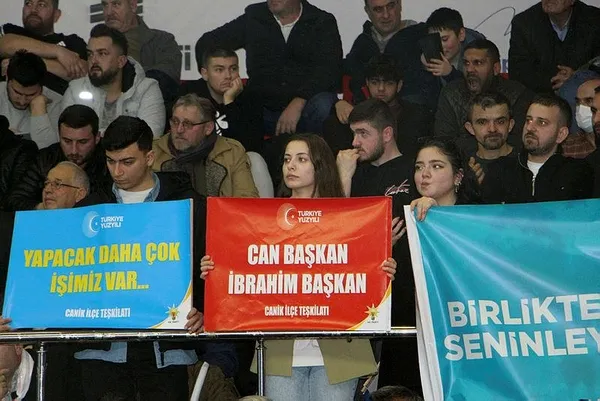 1707063800840.jpg Başkan Erdoğan ilçe belediye başkan adayları tanıtım törenine telefonla bağlandı: Samsun'u silip süpüreceğiz - 5