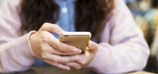 Yargıtay'dan telefon kararı: Sadakatsizlik sayıldı