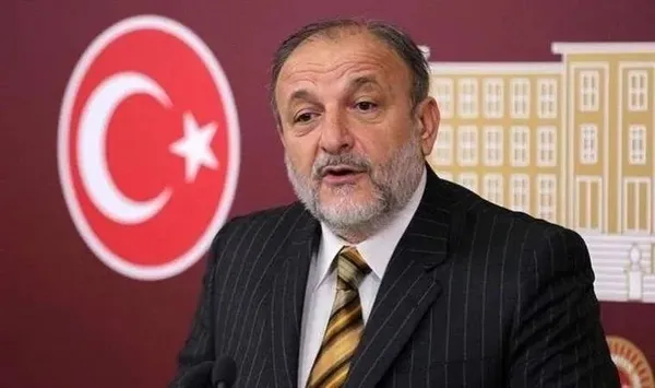 kriz-hatti-ipli-bilge-yilmaz-meral-akseneri-istifaya-davet-edip-gorevini-birakti-1711913794113.jpeg CHP'li İmamoğlu'ndan İYİ Parti'ye yeni operasyon! Akşener'i egale etmeye çalışıp rüşvet aracısına paylaşım yaptırdı | "Akşener Kurultay'a gidip aday olmayacak" yalanı patladı - 4