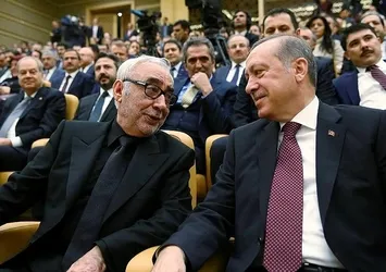 Usta oyuncu Şener Şen'i linç etmeye kalktılar!