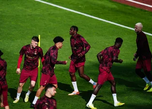 Galatasaray’a 60 milyon euroluk teklif kapıda! Süper Lig’de rekor kırılacak