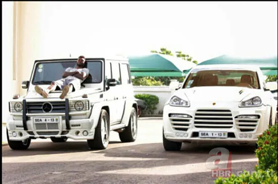 Adebayor’un araba koleksiyonu I İşte futbolcuların pahalı oyuncakları... 4