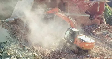 Fırtına Vadisi’nde İmar Barışı’ndan sonra yapılan kaçak binaların yıkımına başlandı