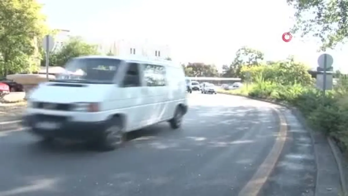 Otomobil, elektrikli scootera çarptı: 1 ölü