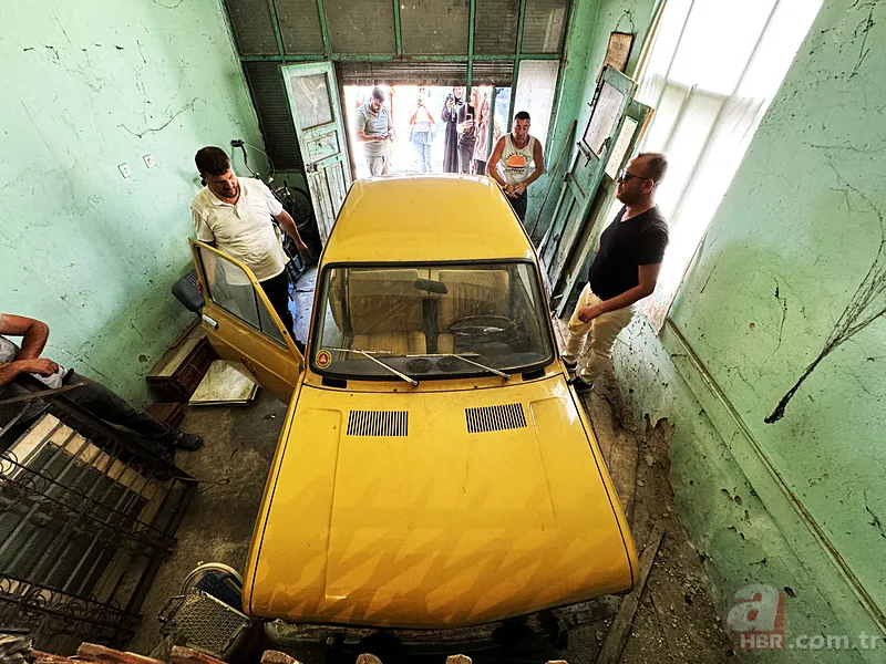 Yıllar sonra garajdan arabasını çıkardı! Görenler hayran kalıyor | Tam 15 bin euro… 4