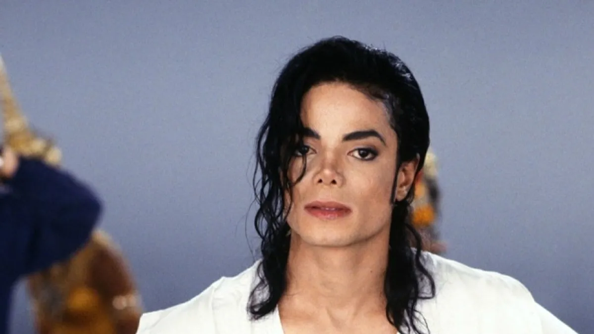 Beyaz olmak istemiyordu! Yeğeni Michael Jackson’ı anlattı