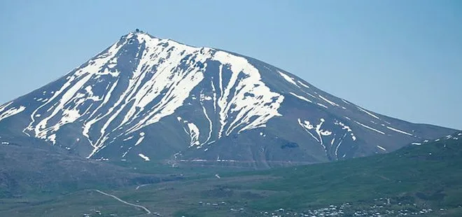 Mehmetçik 3 bin 100 rakımda gözcülük yapıyor