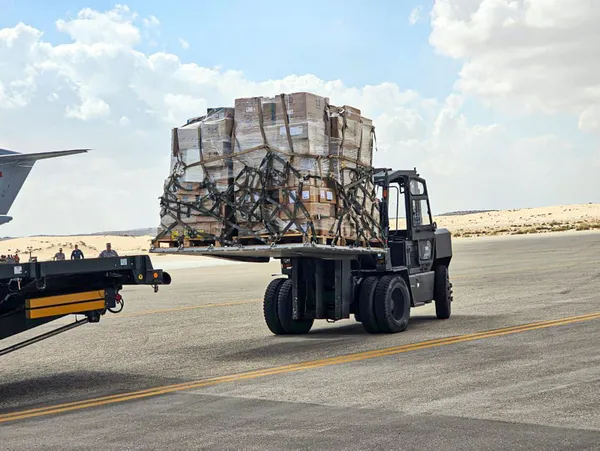 Türkiye’den Gazze’ye ilk insani yardım