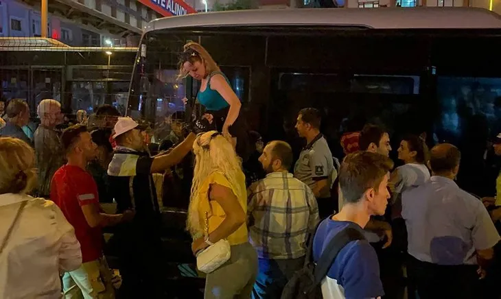 İstanbul’da yeni bir felaket İmamoğlu yine bir eğlencede! Avcılar’daki metrobüs kazasında ortalıkta görülmedi