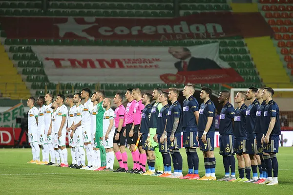 Alanyaspor ile Fenerbahçe 0-0 berabere kaldı! Fenerbahçe şampiyonluk yarışında yara aldı - 1