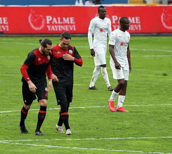 Süper Lig’in 9. hafta karşılaşması | Fatih Karagümrük 1-1 Sivasspor maç sonucu