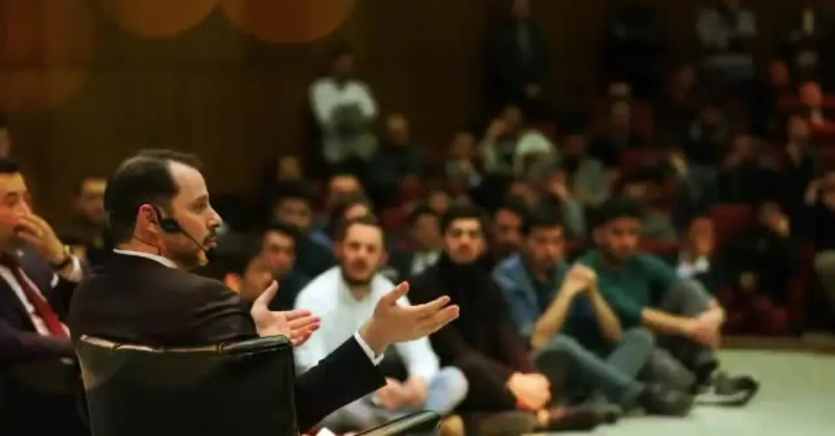 Bakan Albayrak'tan 19 Mayıs mesajı