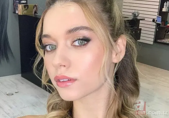 Yalı Çapkını Seyran ünlü olmadan önce bambaşkaymış! Estetikli diyenler haklı çıktı! İşte Afra Saraçoğlu'nun eski hali... 10