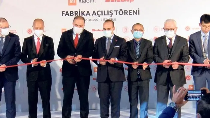 Dünyanın cep telefonu üretim üssü Türkiye oluyor! İlk yerli model haftaya geliyor - 1