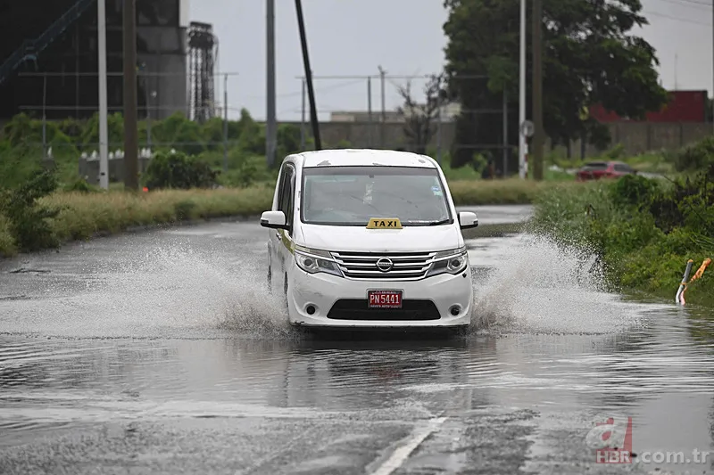 Melissa Kasırgası Jamaika’yı vurmaya başladı: Karayipler tarihinin en şiddetli fırtınası kapıda 4
