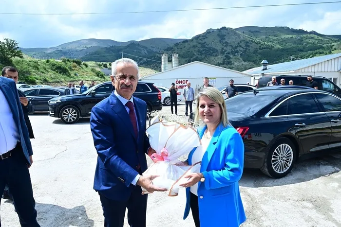 Dev projede sona doğru! Bakan Abdulkadir Uraloğlu KOP Tüneli'ni yerinde inceledi - 9