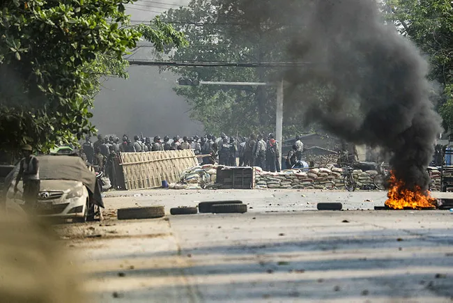 Myanmar'da protestolara kanlı müdahale! 38 kişi hayatını kaybetti - 1