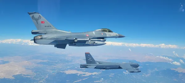 turk-f-16larina-yunan-tacizi-dogu-akdenizde-buyuk-gerginlik-1661267688408.jpg Türk F-16'larına Yunan tacizi! Doğu Akdeniz'de büyük gerginlik! Radar kilidi atmak nedir? - 2