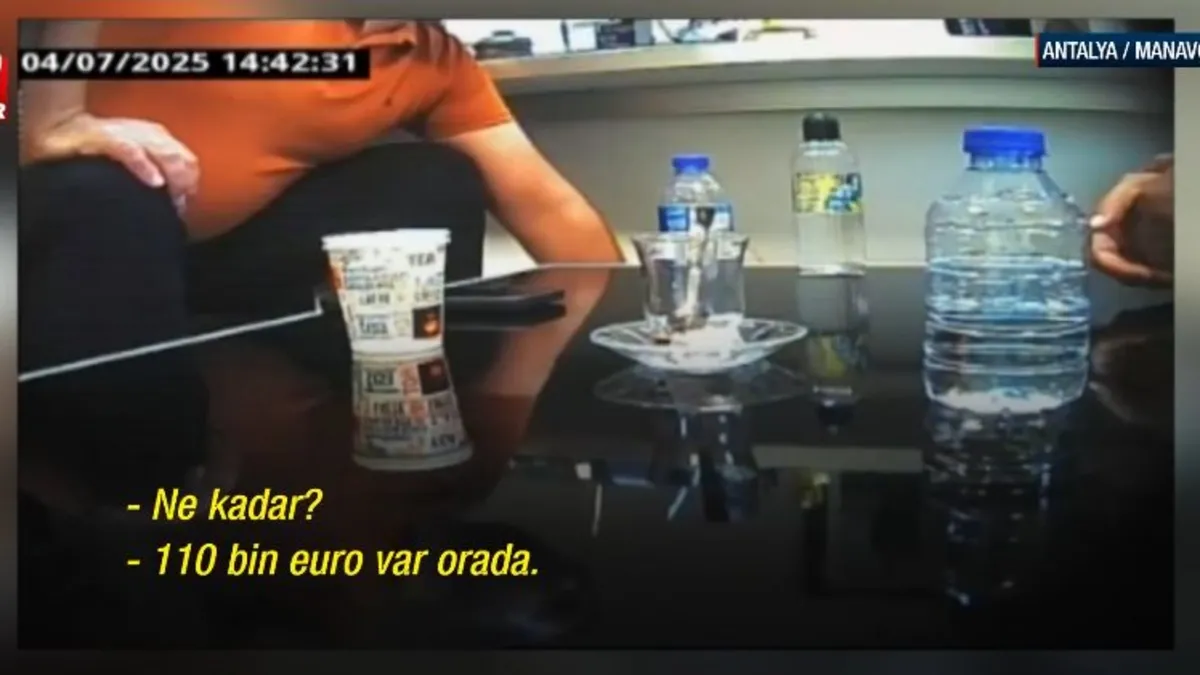 Baklava kutusunda rüşvet aldı, "kumpas" dedi