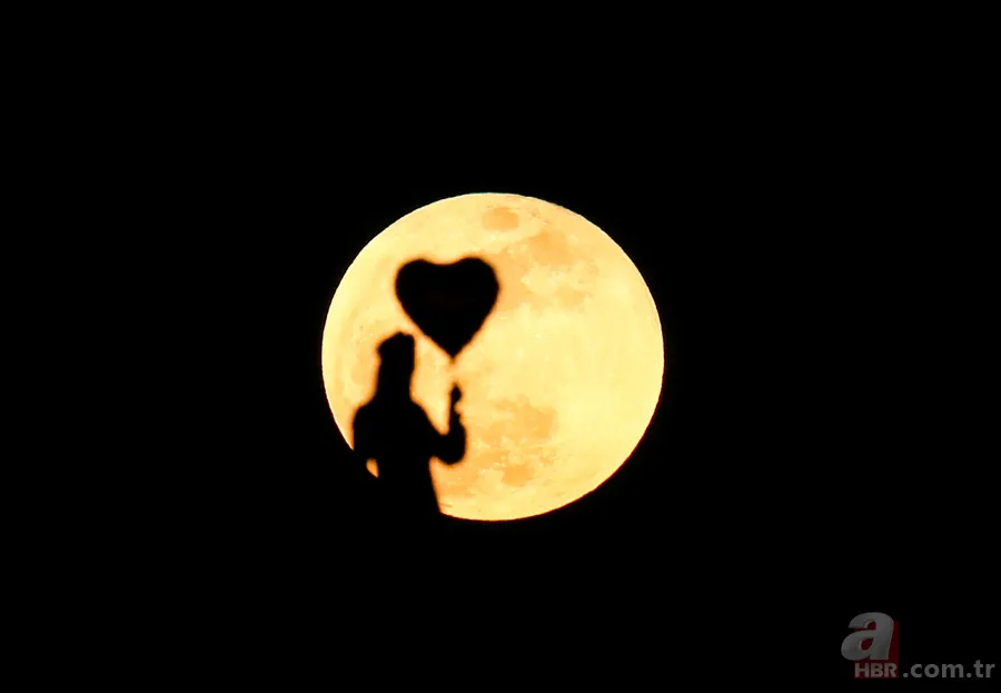 'Süper Kanlı Mavi Ay Tutulması' görsel şölen oluşturdu 3