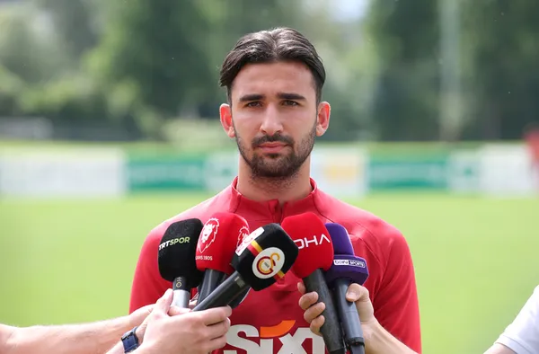 galatasarayda-emin-bayrama-ingiltereden-teklif-genc-yildiz-icin-devredeler-1707645810465.jpg Galatasaray'da Emin Bayram'a İngiltere'den teklif! Genç yıldız için devredeler... - 1