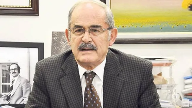 25 yıldır koltukta oturan Yılmaz Büyükerşen Kemal Kılıçdaroğlu’na sahip çıktı: Değişim istekleri sağlıksız