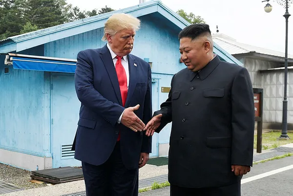 Trump'a çok ağır sözler! "Dengesiz yaşlı adam" - 1