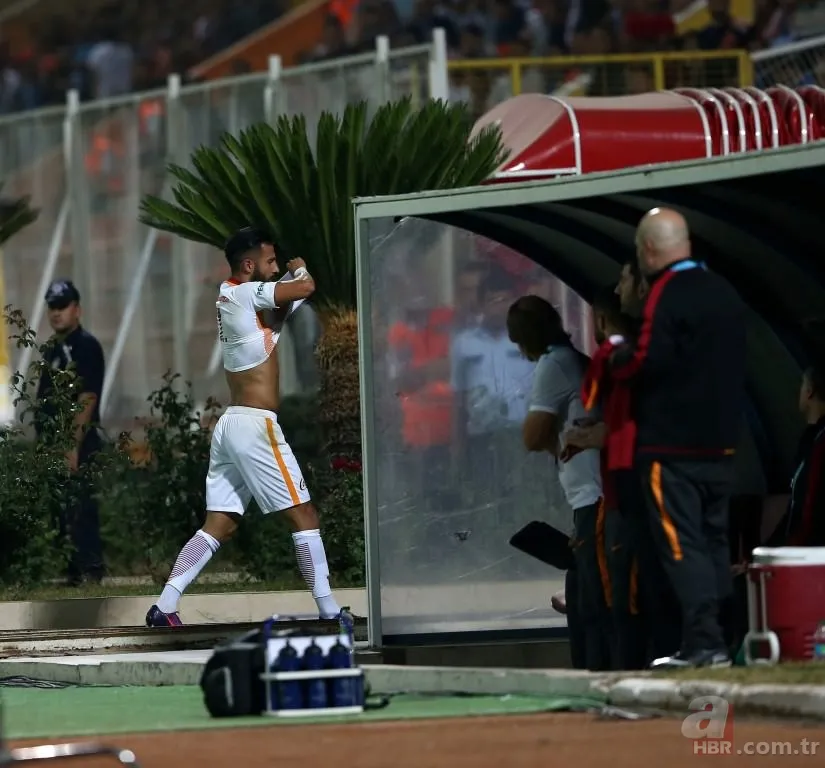 Galatasaray'da Yasin Öztekin kadro dışı bırakıldı 6