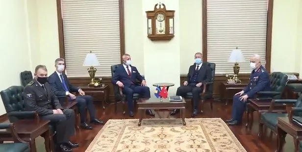 Son dakika: Bakan Akar, Kosovalı mevkidaşı Quni ile bir araya geldi