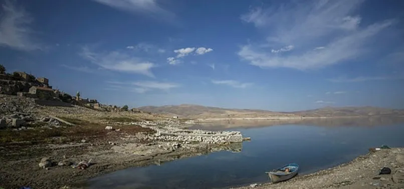 Baraj suyu çekilince insan kafatası ve kemikleri ortaya çıktı
