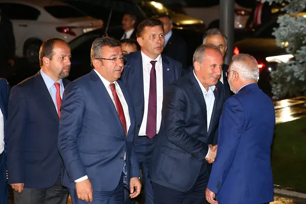 Cumhurbaşkanı Erdoğan-İnce görüşmesi bitti - 4