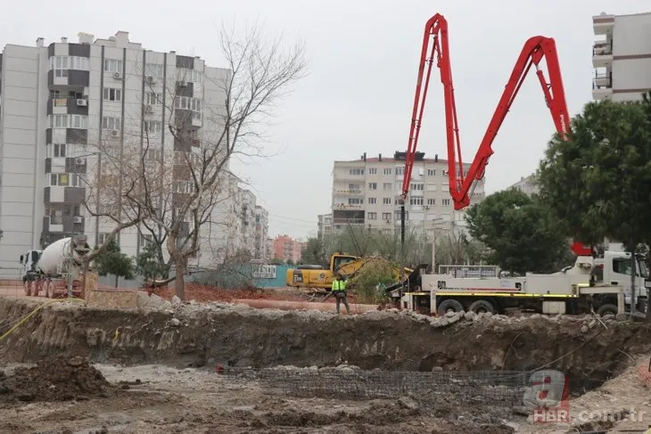 Normal inşaattan 3 kat hızlı ilerliyor! İzmir’de yatay mimari dönemi! Dikkat çeken Rıza Bey Apartmanı detayı