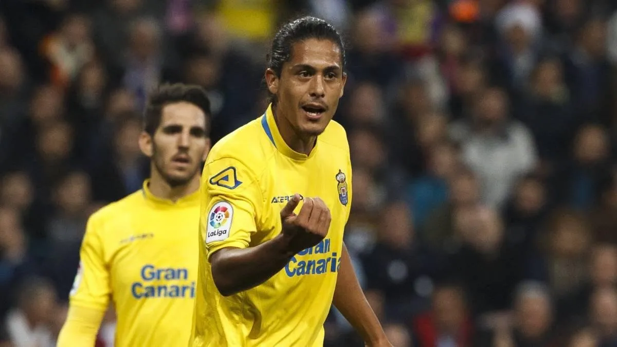 Fenerbahce Den Savunmaya Bir Transfer Daha