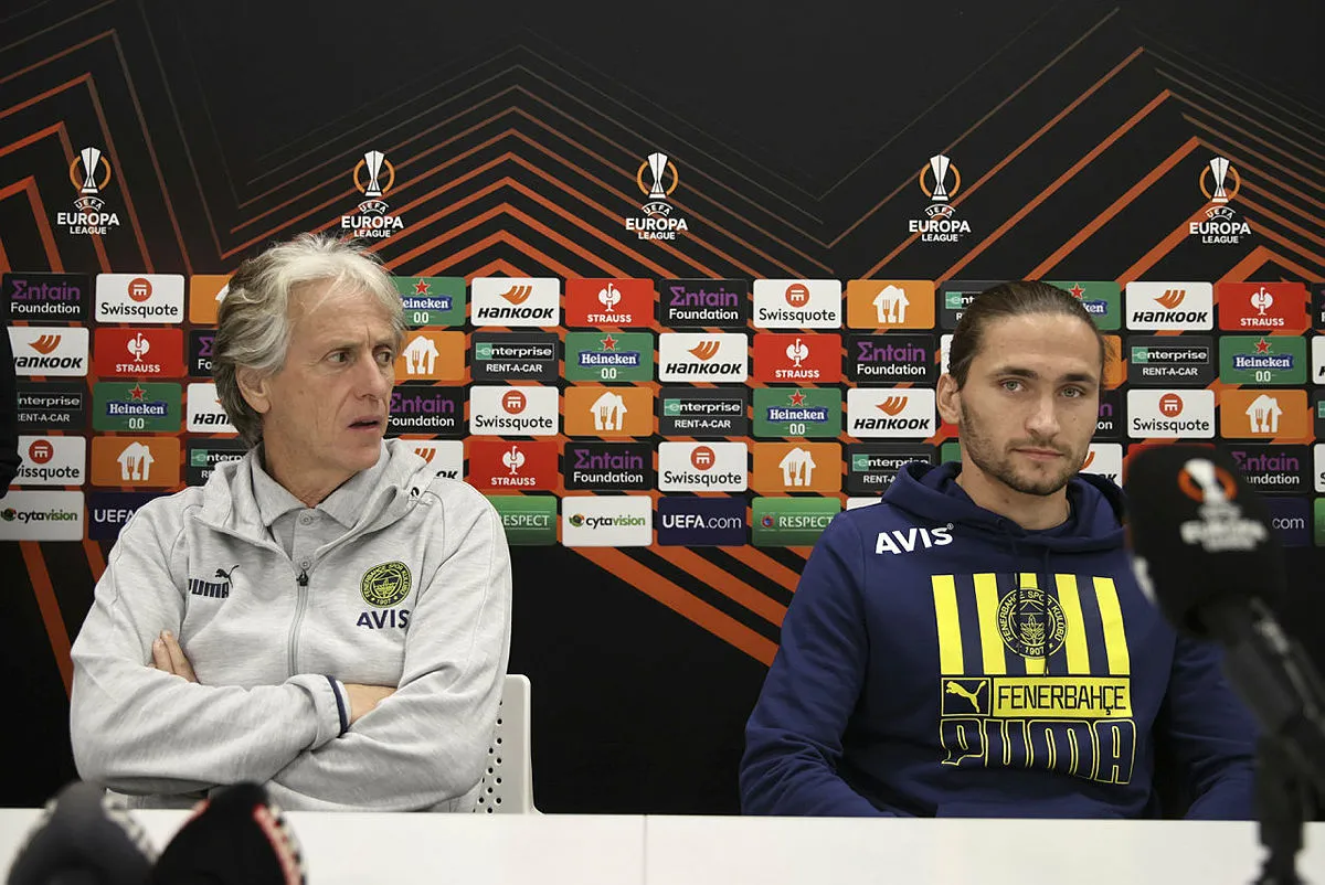 Fenerbahçe'nin yıldızı Crespo'dan Türk Milli Takımı sözleri: Teklif gelirse forma giyebilirim