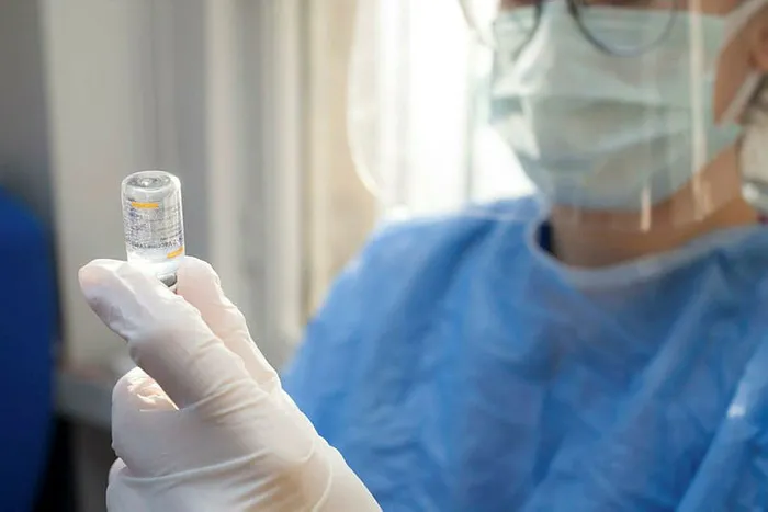 Son dakika: Koronavirüs aşılamasında ikinci adım! Huzurevleri ve bakımevlerinde aşı uygulaması bugün başladı