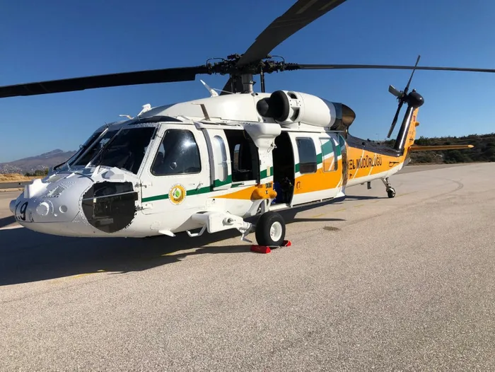 Türkiye'den Yunanistan'a gönderilen uçaklar ve helikopter
