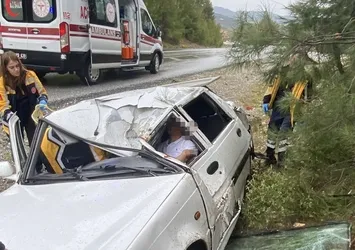 Antalya'da otomobil takla attı: 1 yaralı