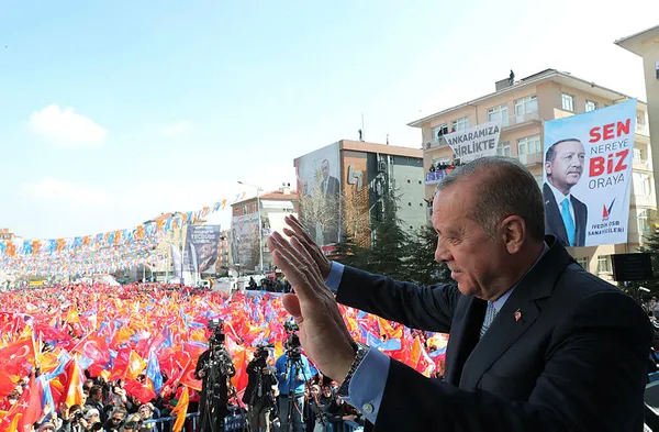 Başkan Erdoğan’dan Mansur Yavaş çıkışı: Alengirli işlere bulaşan zatı Ankara’ya dayattılar!