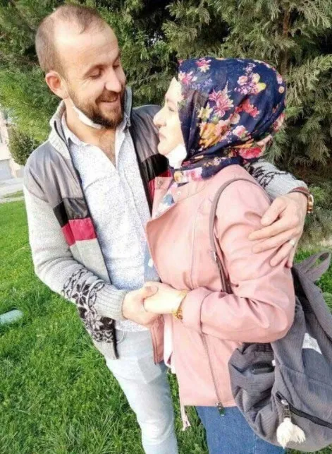 eskisehirde-esini-bicaklayan-adam-evde-halusinasyon-gordum-1641391107415.jpg Eskişehir’de eşini bıçaklayan adam: 'Evde halüsinasyon gördüm' - 2