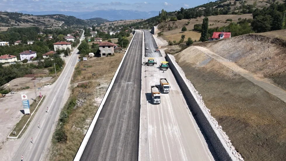 Karadeniz’i Akdeniz’e bağlayan projede tarihi eşik: En zorlu tünel tamam! Yıllık 2 milyar lira tasarruf - 1