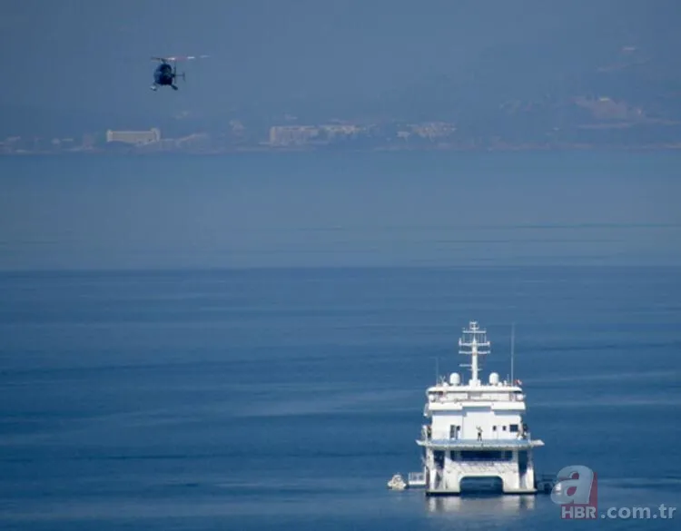 Bill Gates lüks yatıyla Türkiye'ye geldi: Efes Antik Kenti'ni gezdi! Tanınmamak için böyle önlem aldı 4