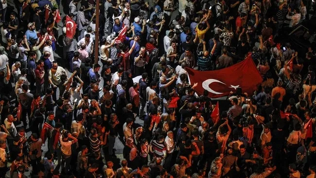 diyanetten-15-temmuz-genelgesi-sehitler-icin-tum-camilerde-hatim-okunacak-1625131395657.jpg Diyanet’ten 15 Temmuz genelgesi! Şehitler için tüm camilerde hatim okunacak - 5