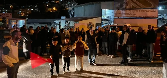 İzmir'de tünel çalışması mahalleliyi mağdur etti: Belediyeye tepki: Sesimizi duyan yok