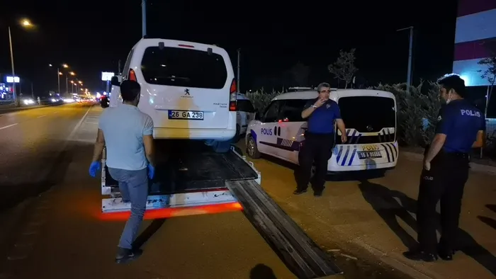 Çaldığı araçla tatile giderken polise yakalandı | Bursa'da film gibi olay - 2