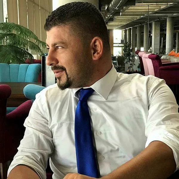 'Maserati'li polisin şüpheli ölümü! Acılı eşten yürek yakan sözler: Çocuklarım babasız kaldı - 3