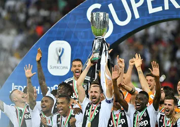 Milan'ı tek golle geçen Juventus kupaya uzandı