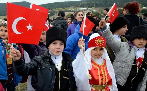 Bugün öğleden sonra resmi tatil mi? 29 Ekim resmi tatili ne zaman başlıyor? 28 Ekim Perşembe resmi tatil mi?