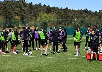 Beşiktaş’ta Fenerbahçe derbisi mesaisi!